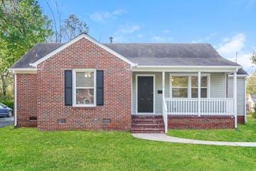 5520 The Plaza Charlotte, NC 28215